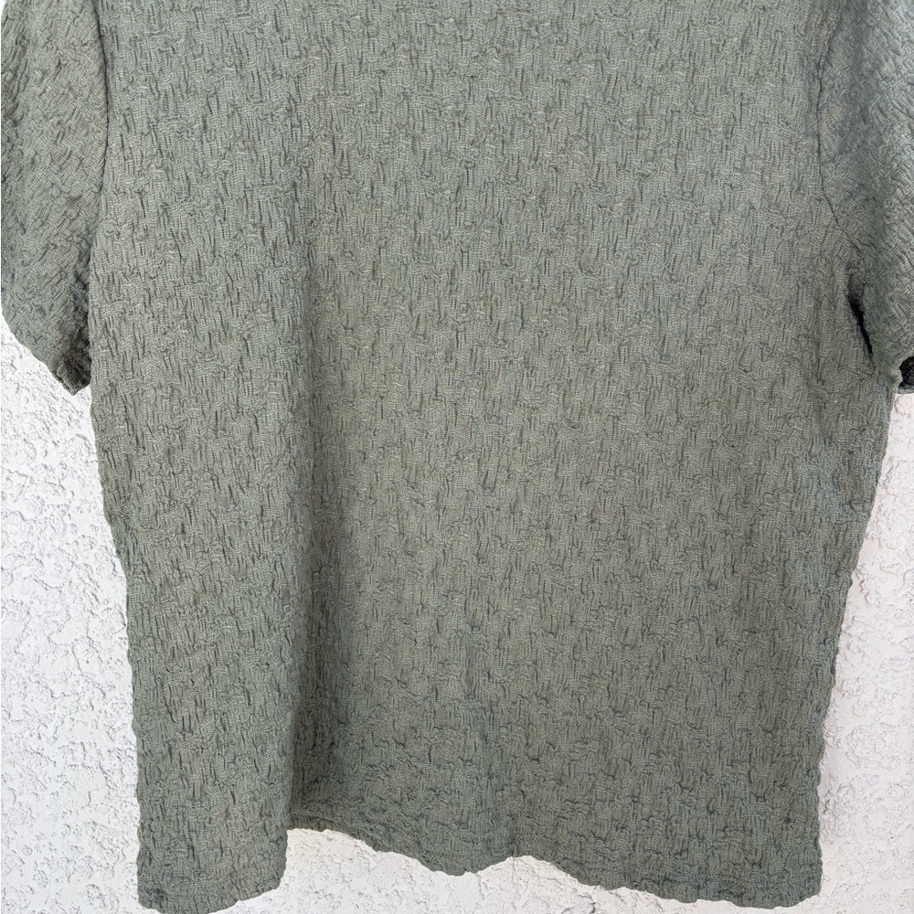 Olive Textured Women's Top - Picture 3 of 5